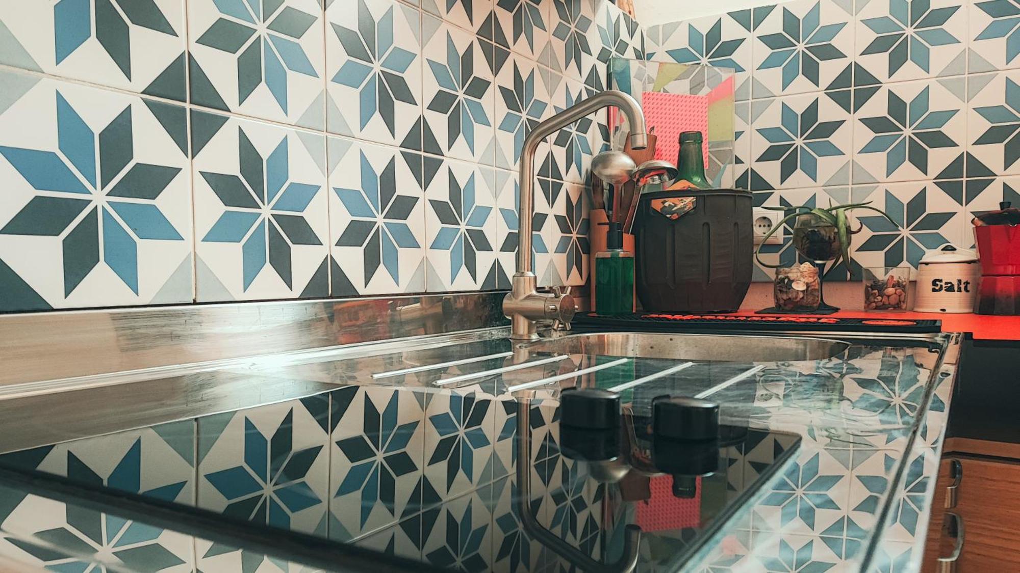 Casa Colorista En El Casco Antiguo Villa Alicante Eksteriør bilde